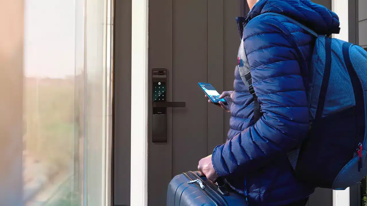 khoá yale kết nối wifi