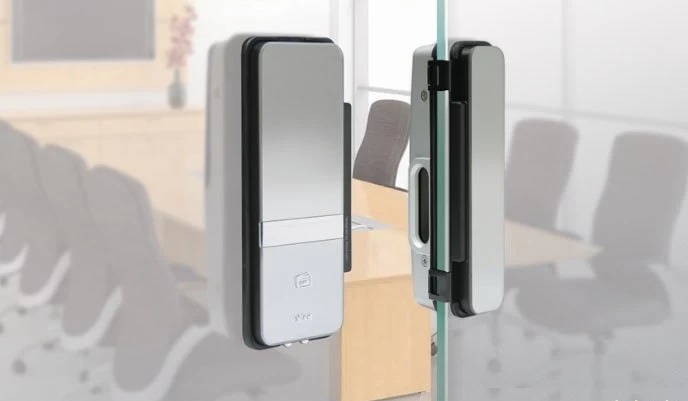 KHÓA ĐIỆN TỬ CỬA KÍNH CƯỜNG LỰC YALE YDG 313